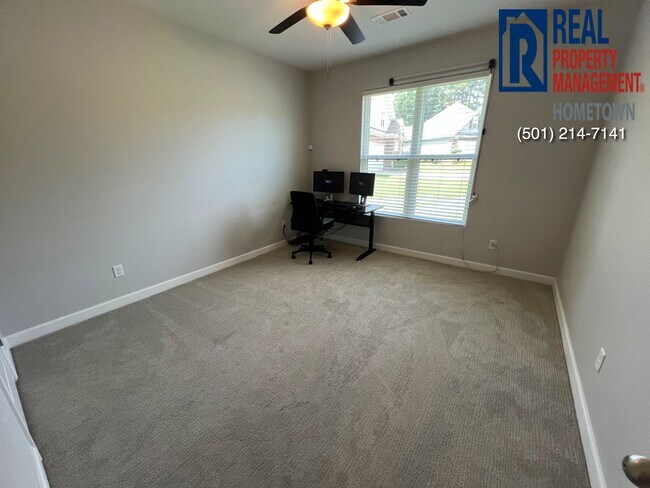 Building Photo - 25 Emma Dr