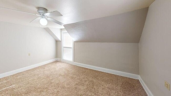 Building Photo - 311 N 12th St