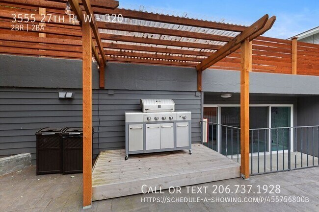 Building Photo - 3555 27th Pl W