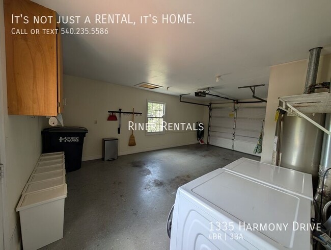Building Photo - 1335 Harmony Dr