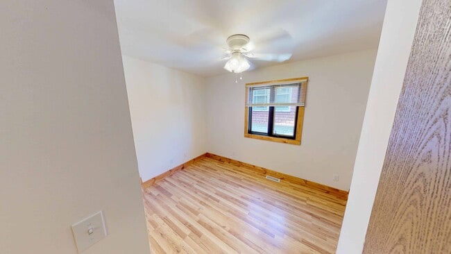2ND GUEST BEDROOM OR OFFICE - 515 S Grand Ave W