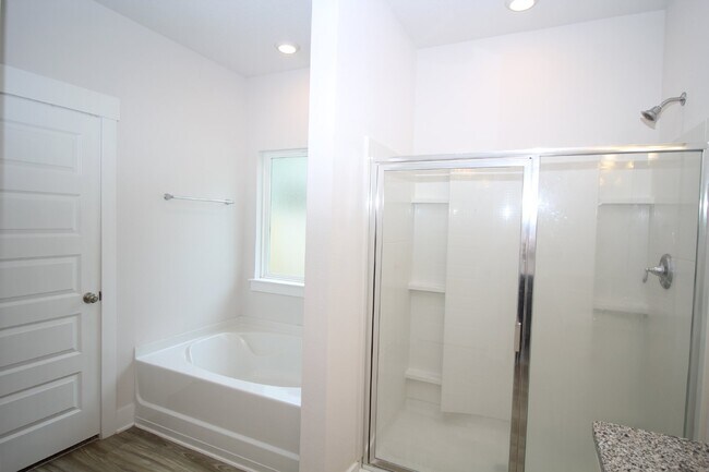 Building Photo - 4 bedroom 2 bathroom home in the newer Arbor Place subdivision in Pace ~ Pet Friendly ~ Ready Sep...