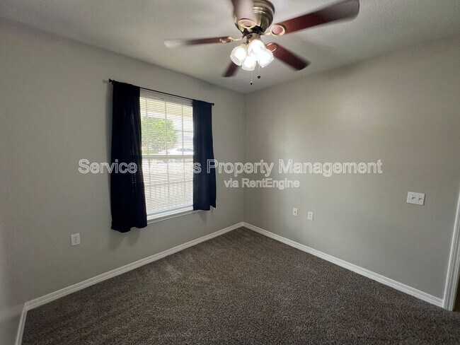 Building Photo - 3099 Flintlock Dr