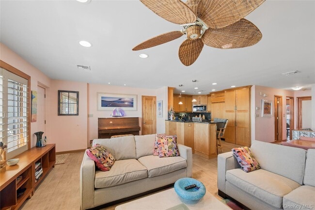 Building Photo - 615 Oceanfront