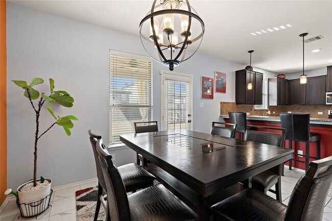 Building Photo - 205 Rocroi Dr