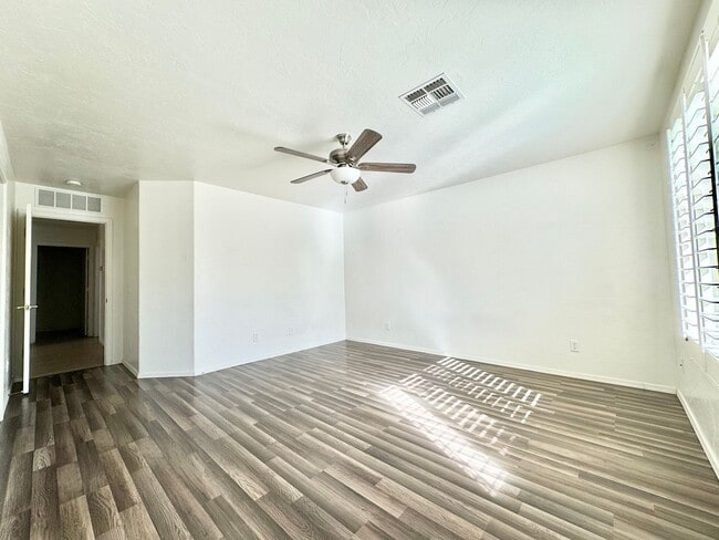 Building Photo - 3BR/2BA/2CG, 1337 sq.ft. rental in Sierra Vista, AZ