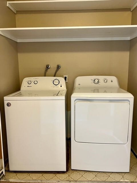 Building Photo - 901 Veterans Dr