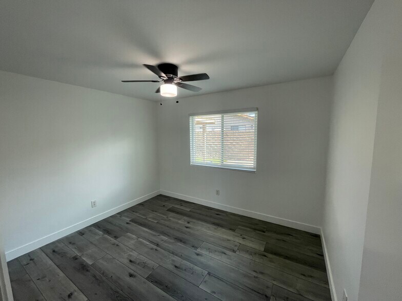 Building Photo - 3017 Softwind Way