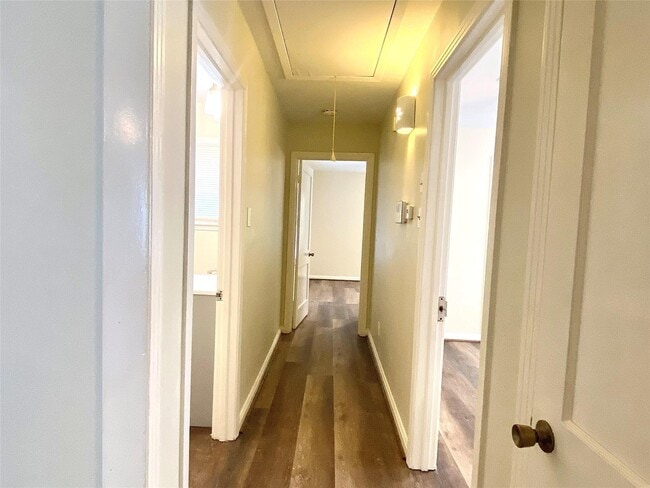 Building Photo - 5502 Evergreen St