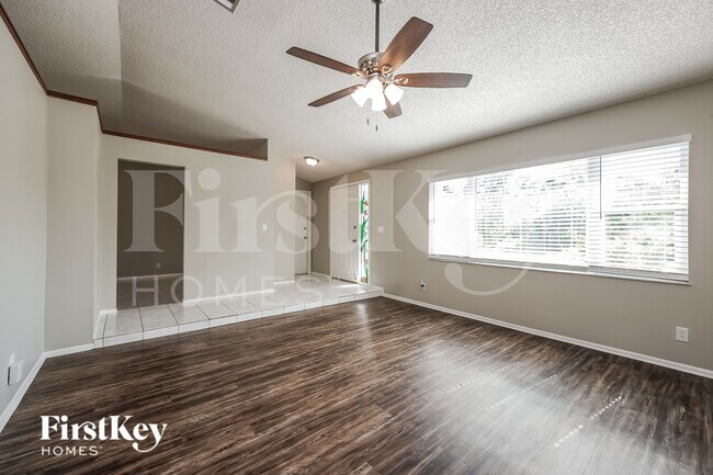 Building Photo - 1358 Abalom St