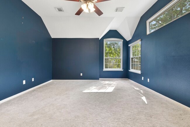 Building Photo - 31 Treescape Cir