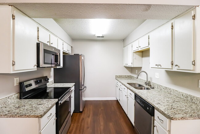 Building Photo - 7133 Butterfly Dr