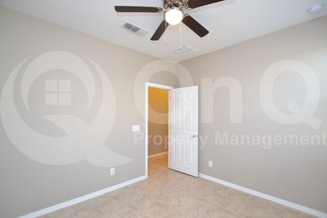 Building Photo - 14425 W Dahlia Dr