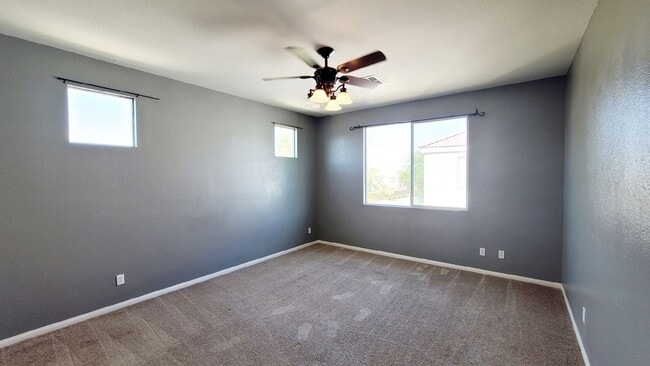 Building Photo - 6252 Huntington Ridge Ave