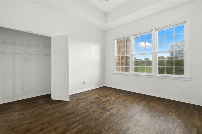 Building Photo - 1735 Peachtree St NE