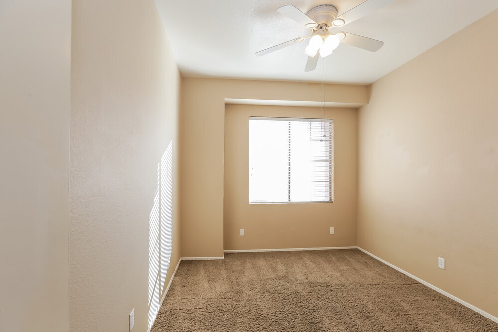 Building Photo - 544 W Laredo Ave