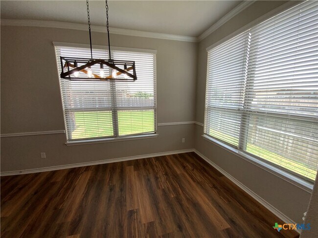 Building Photo - 6017 Worthing Dr