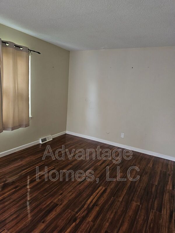 Building Photo - 3212 N 68th St