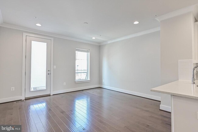 Building Photo - 4808 Garden View Ln