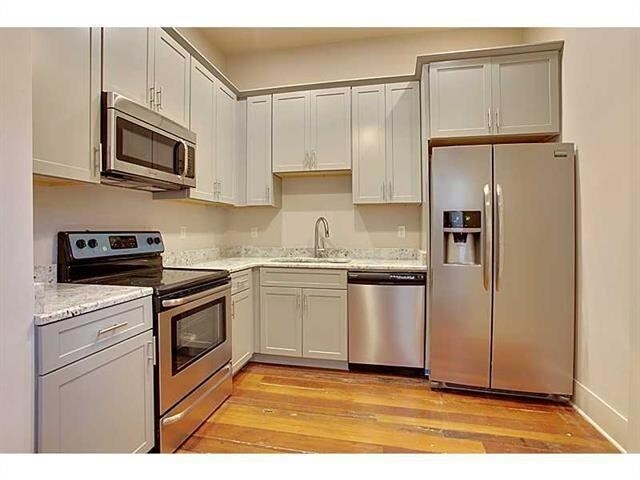 Building Photo - 713 St Ann St.