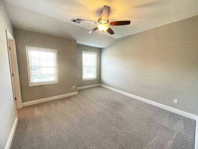 Building Photo - Gorgeous Newer Construction Home!