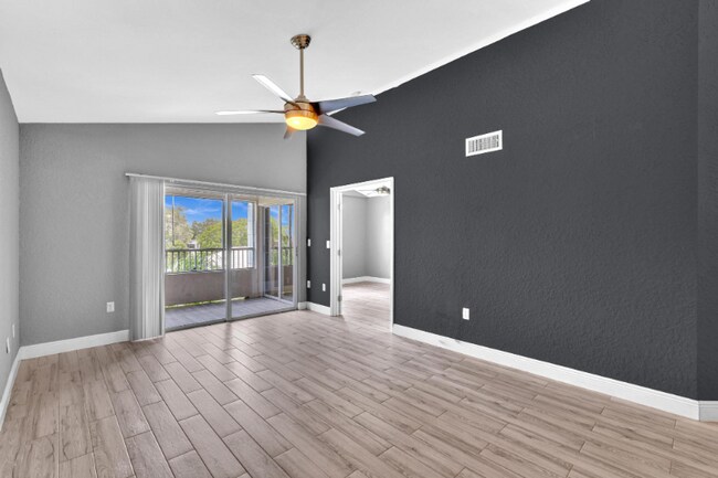 Building Photo - 2850 N Oakland Forest Dr