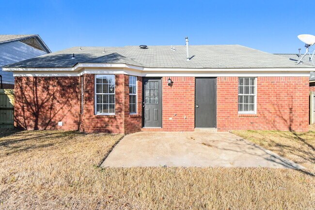 Building Photo - 2901 Connor Reed Dr