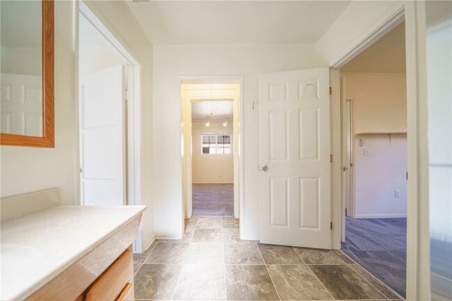 Building Photo - 5446 Columbus Ave