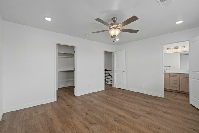 Building Photo - 904 S 850 W