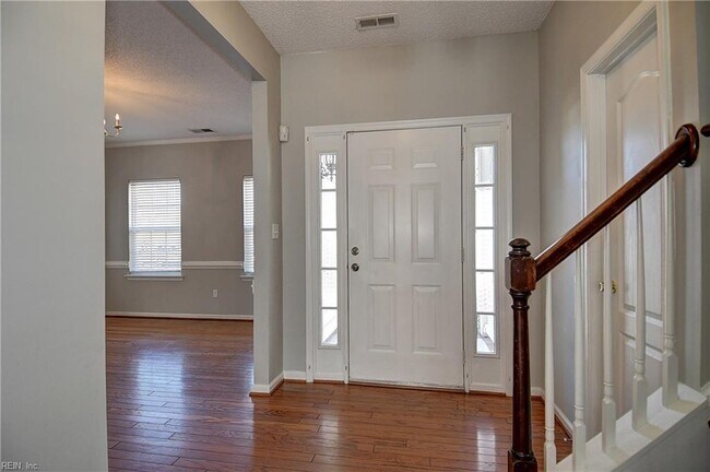 Building Photo - 3504 Fontwell Ct