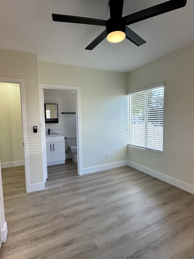 Building Photo - 4311 Dwight St