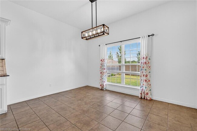 Building Photo - 3725 Colfax Way