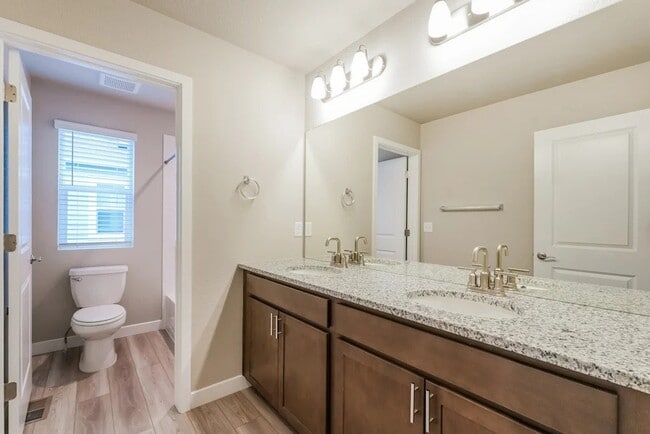 Building Photo - 15231 Arriba Dr