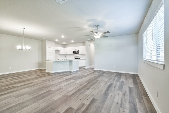 Building Photo - 25133 Pacific Wren Dr