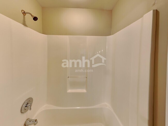 Building Photo - 2011 Aldbury Ln