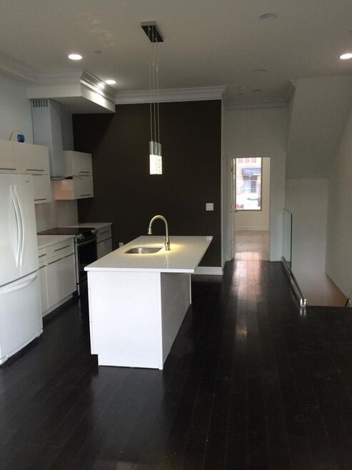 Building Photo - 1213 Noble St