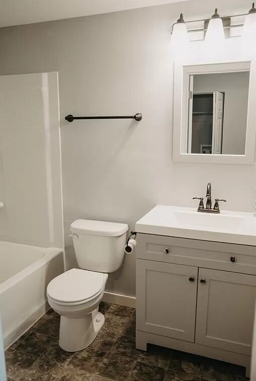 Building Photo - 1638 B Ave NE