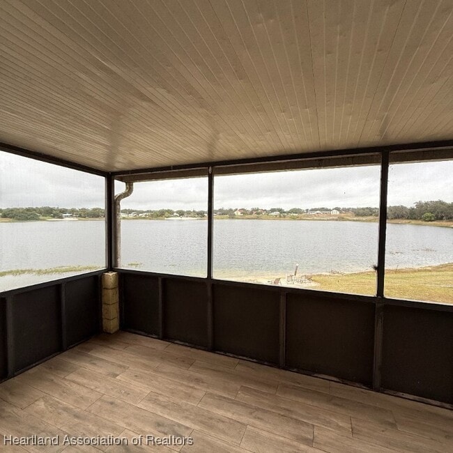 Building Photo - 317 E Main St