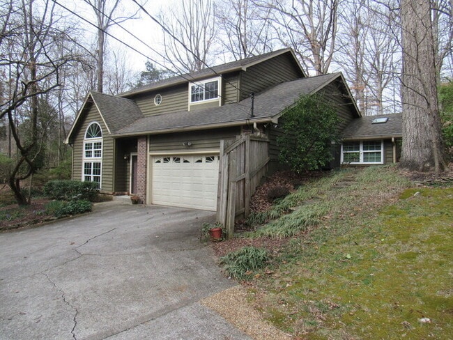 Building Photo - Private West Knoxville Retreat | 3BR Home Near Turkey Creek & Pellissippi