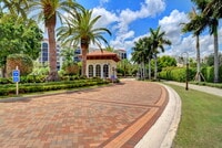 Building Photo - 7460 La Paz Blvd