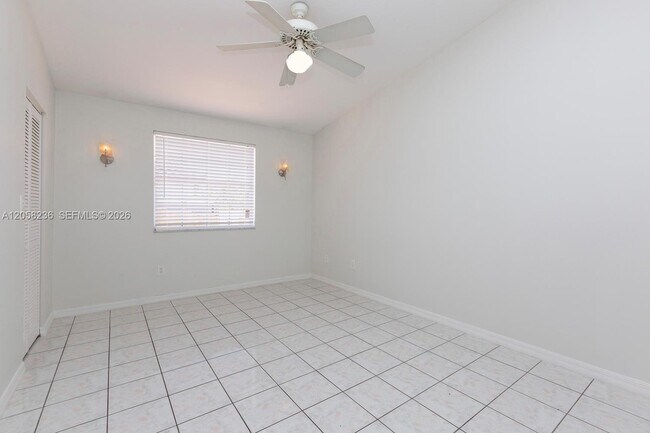 Building Photo - 20700 SW 81st Ave