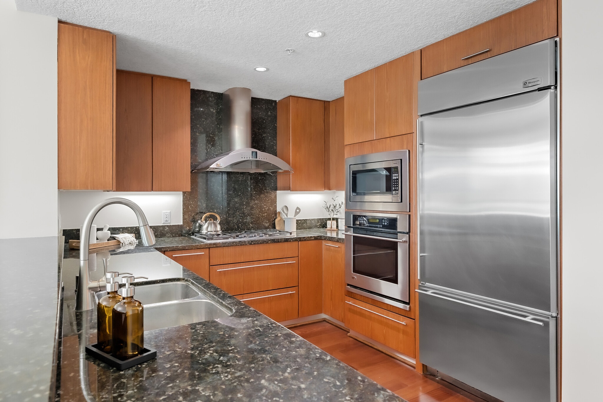 Building Photo - 3141 Michelson Dr