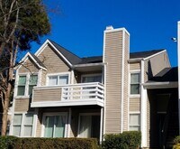 Building Photo - 9617 Vinca Cir