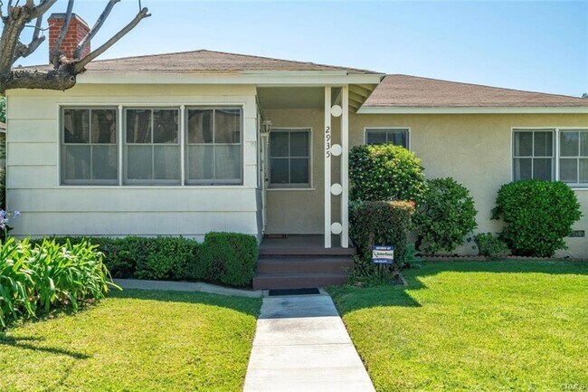 Building Photo - 2935 Westwood Blvd