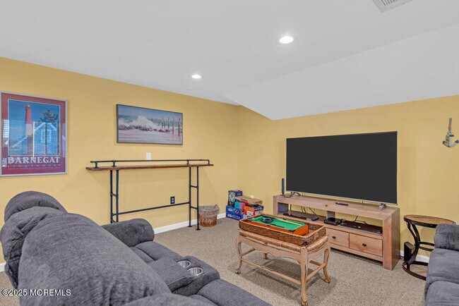 Building Photo - 826 Forepeak Dr