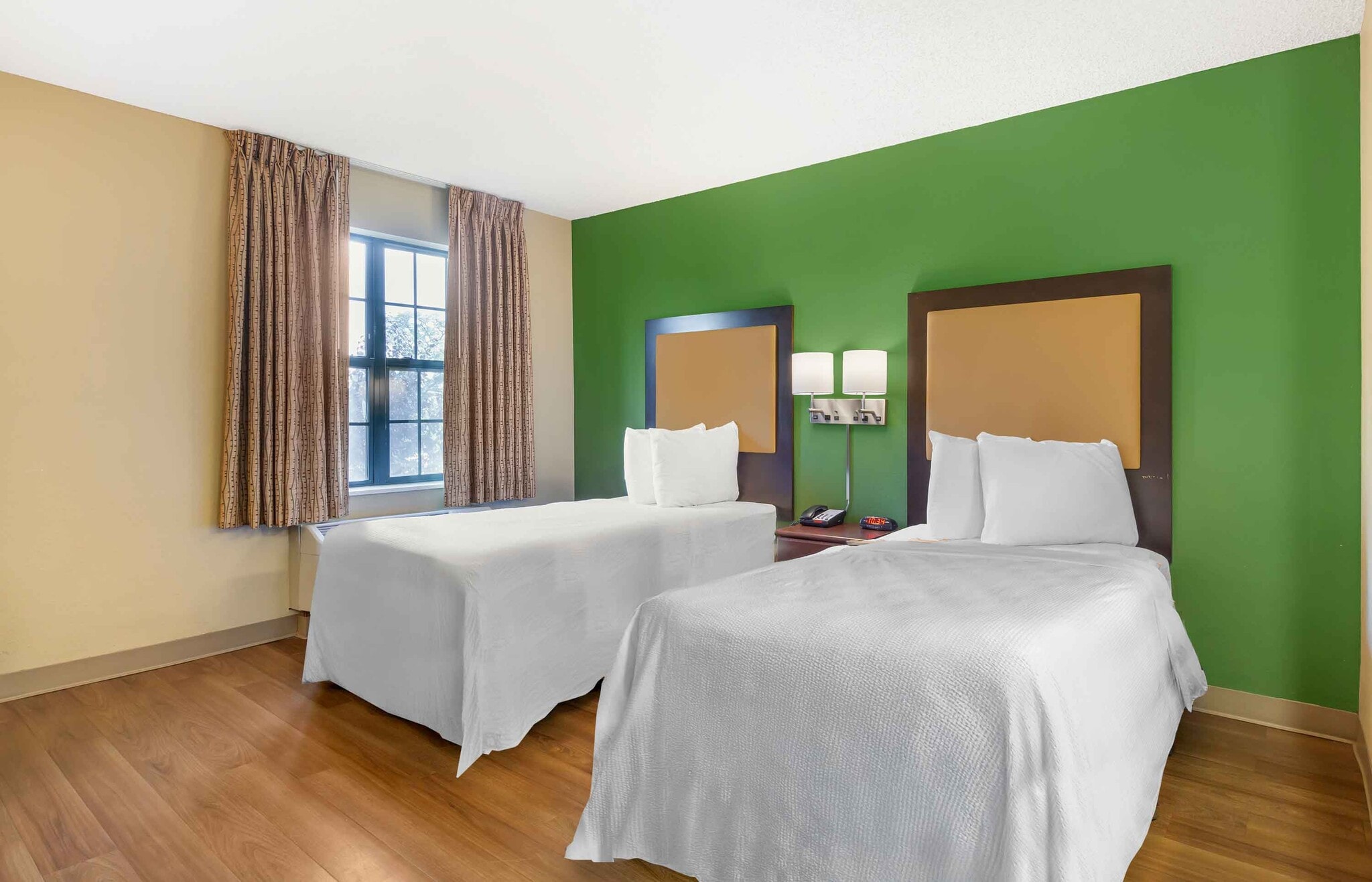 Building Photo - Furnished Studio-Seattle - Everett - North