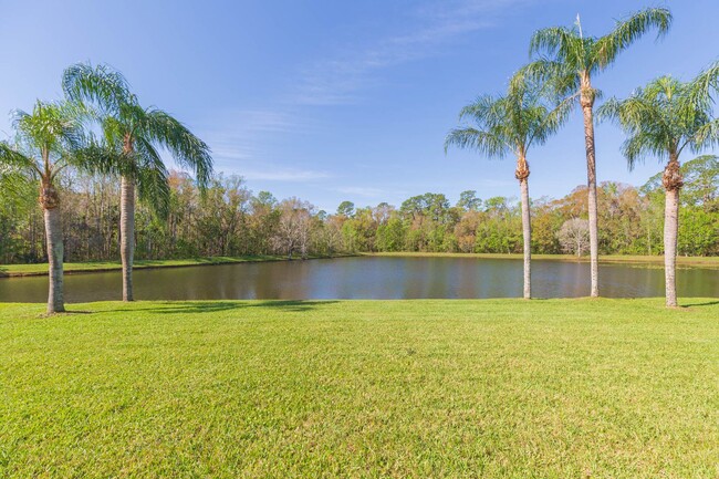 Building Photo - Wesley Chapel 4 Bed, 2.5 Baths + Loft, Poo...