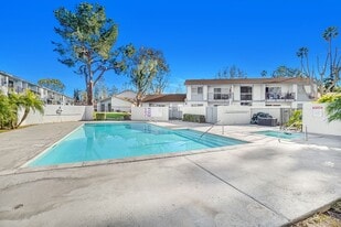 Building Photo - Las Casitas Apartments - Redlands, CA