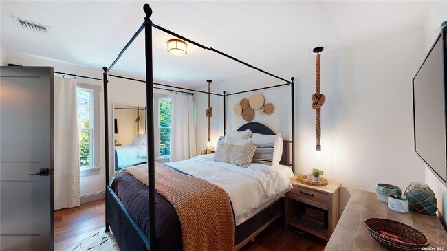 Building Photo - 52 Annandale Rd