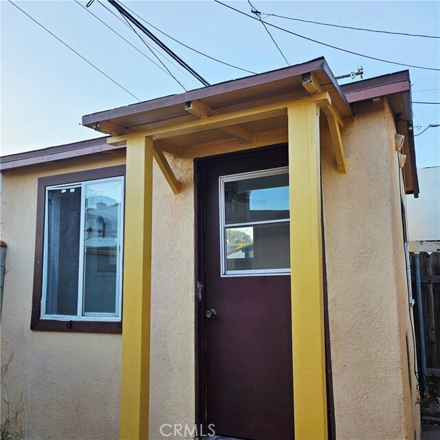 Building Photo - 3733 California Ave